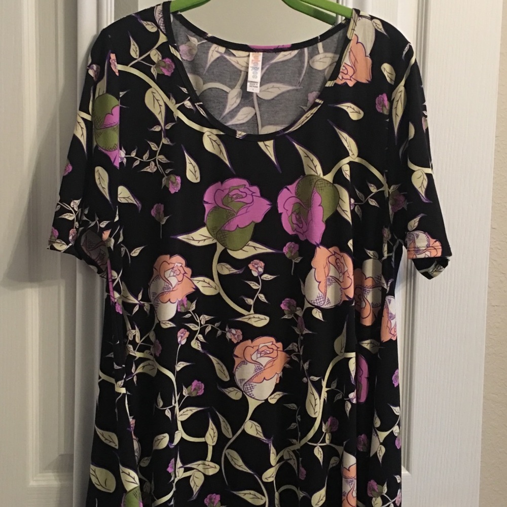 LuLaRoe Perfect T